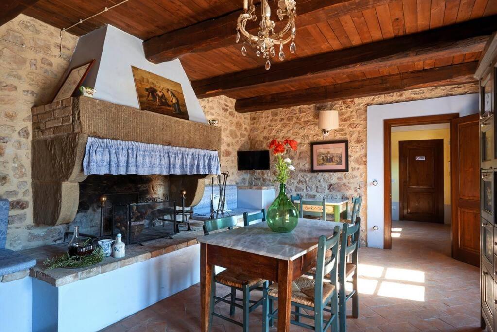 Vila Casale Rosso Castel San Felice Exteriér fotografie