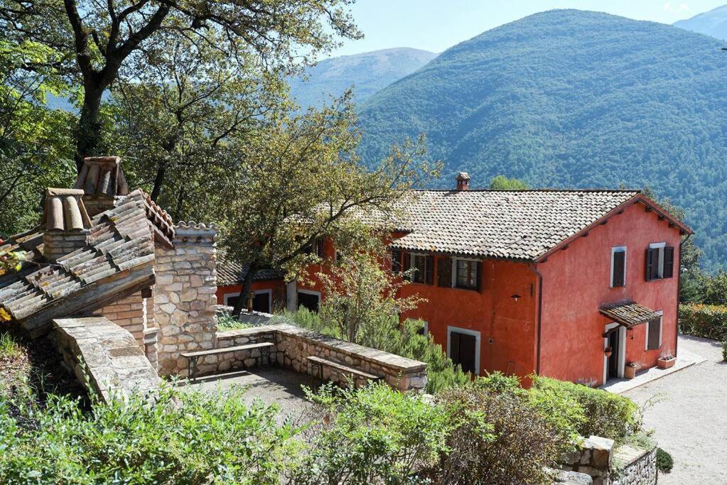 Vila Casale Rosso Castel San Felice Exteriér fotografie